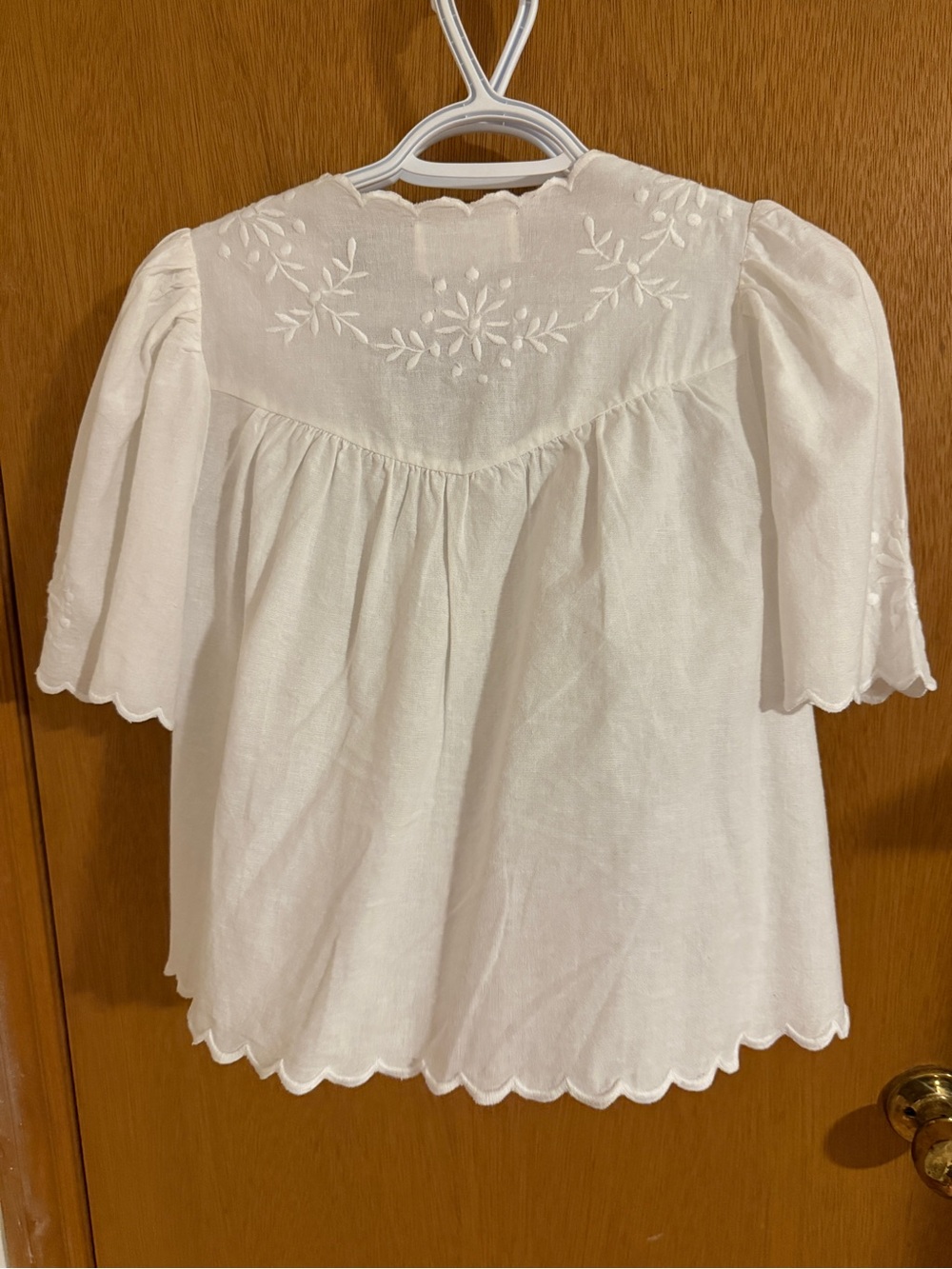 White Eyelet Tie-Front Blouse - Picture 4 of 5